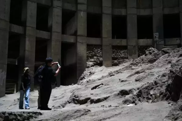 「世界最悪級の治安「入ったら15秒で死ぬ」ヨハネスブルク・ポンテタワーに女性記者が潜入！そこで見た意外な光景とは」の画像