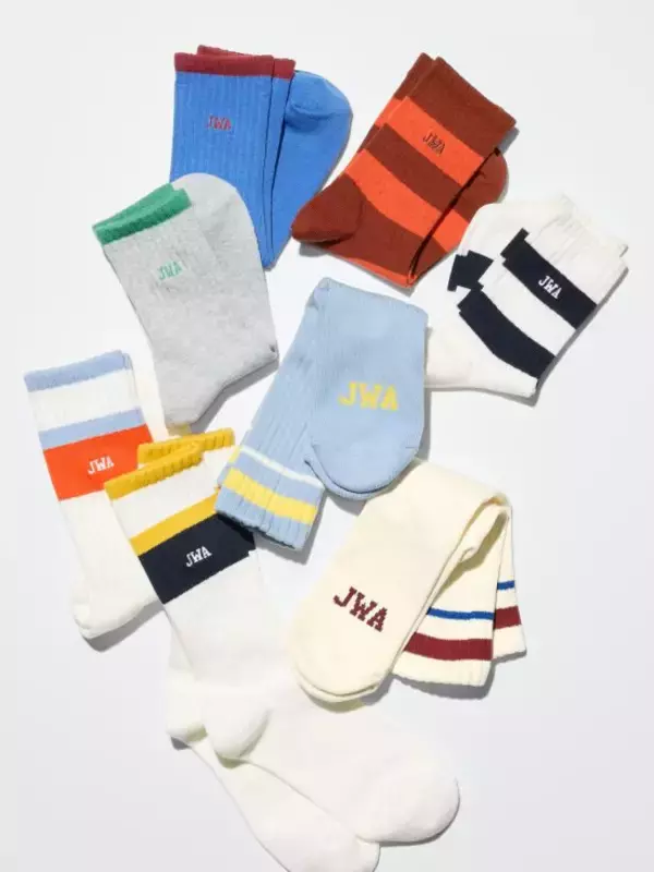 「ユニクロ・GU・ZARA「390円の傑作」「完成度の高いトレンドアイテム」大人が買うべきお値打ち品ベスト3」の画像