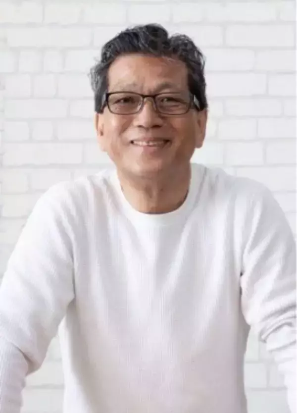 賃貸でも部屋が激変！プロが推す「最強DIYアイテム」3選。置くだけ床リフォーム＆壁掛けテレビの裏ワザ
