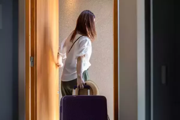 「「夫は鈍感な人だから」不倫を繰り返す34歳女性の“悲惨な末路”。不倫がバレる人には共通する傾向があった」の画像