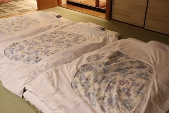 「年末特番を見ていても、場の空気がかみ合わない」インフルエンザと大雪が直撃した親戚20人の“悲惨な年越し”