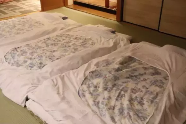 「年末特番を見ていても、場の空気がかみ合わない」インフルエンザと大雪が直撃した親戚20人の“悲惨な年越し”