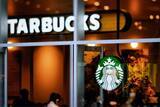 「スタバの店員の“声がけ”はノルマだった？「客に話しかける回数」が「評価項目になっている」という噂をスタバに問い合わせてみた」の画像1