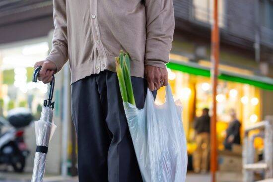 「怖がりすぎた」資産5億円あっても“幸せではなかった”老後。80歳男性が最期に残した後悔