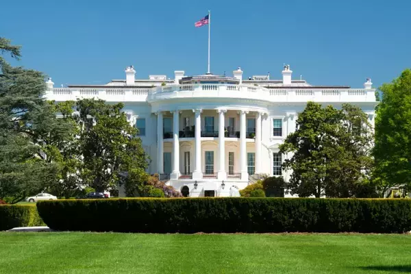 SNSの「おすすめ表示」がなぜ外交問題に？ 米大統領が「ゆすり」と猛反発する豪州規制の正体
