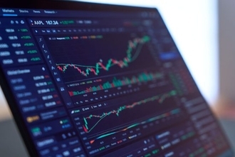 「当たれば短期で株価急騰も」一獲千金を狙う投資家が注目する“100倍期待株”3銘柄