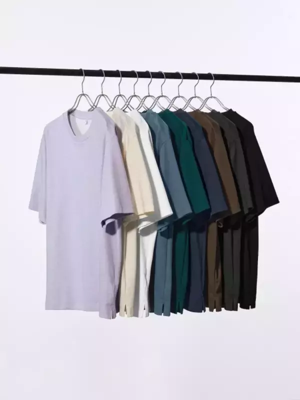 「GU「買ってはいけない」ワーストバイ5。アパレル関係者が着ていない「NGアイテム」の正体」の画像