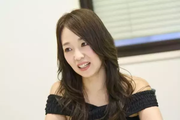 「“シングルマザーで3児の母”が41歳でセクシー女優デビューした理由。「私を虐待してきた母親を見返したい」」の画像