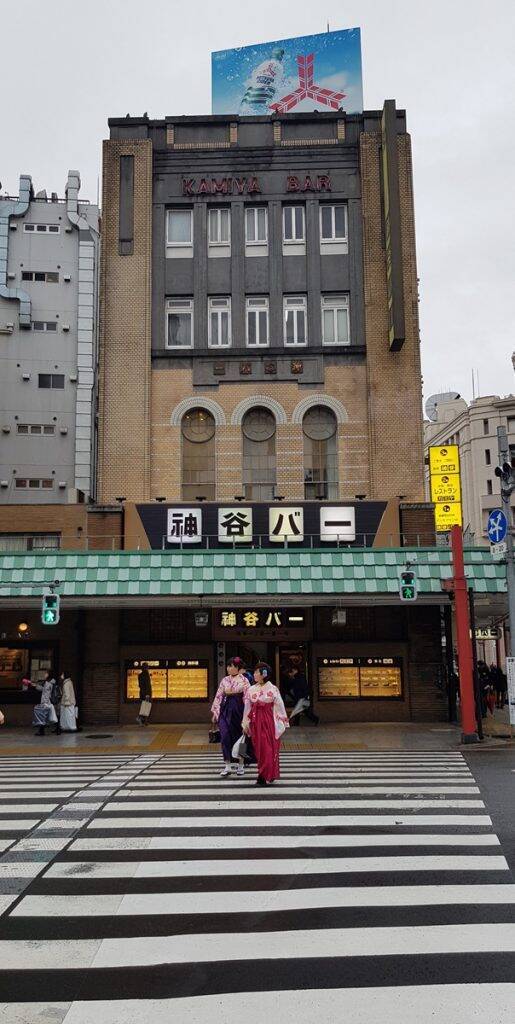 銀座で働いたタイ人が驚いた“日本のサービス業の奥深さ”「タイでは注文通りに仕事をすれば合格だけど…」――大反響セレクション