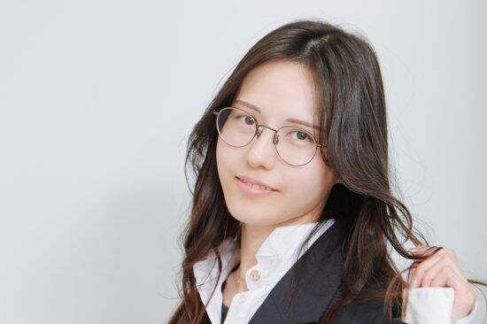 42歳のセクシー女優、中学生の娘に名前を検索され…「もともと、ちょっと変わった母親だとは思われていたみたい（笑）」――3連休ベスト