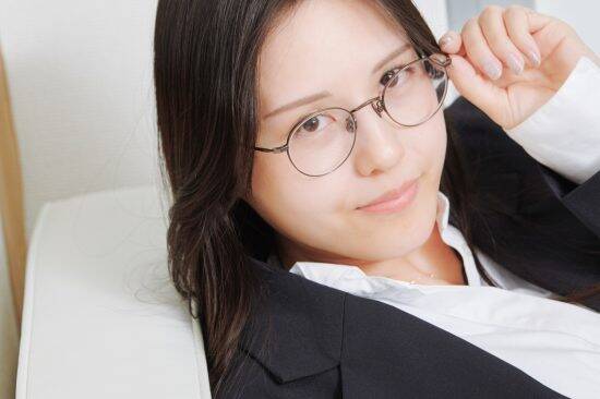 42歳のセクシー女優、中学生の娘に名前を検索され…「もともと、ちょっと変わった母親だとは思われていたみたい（笑）」――3連休ベスト