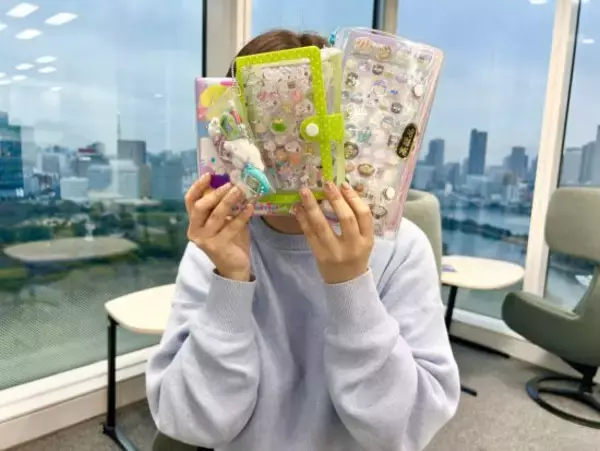 シルパトは“非効率な快楽”。並んで空振りしても、35歳女性がボンボンドロップシールにハマる理由