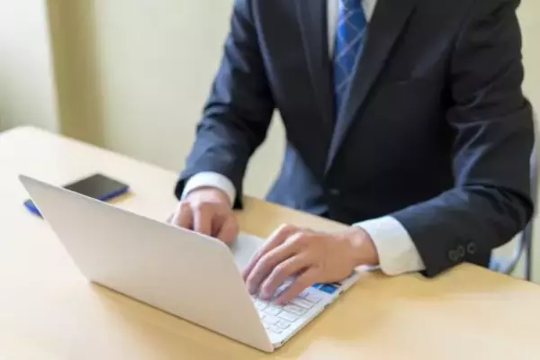 「新入社員が歓迎会に向かう途中で「やっぱり帰ります」すぐに辞めた新入社員の呆れた言動――大反響セレクション」の画像