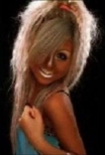 伝説の“ギャルサー”元副代表のその後。結婚、離婚、病気が発覚、選択的シングルマザーに――仰天ニュース特報