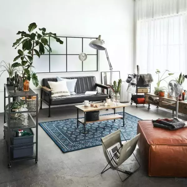 「なぜ「カフェ風インテリア」は無骨になるのか？平成カフェブームが生んだ“意外な正体”」の画像