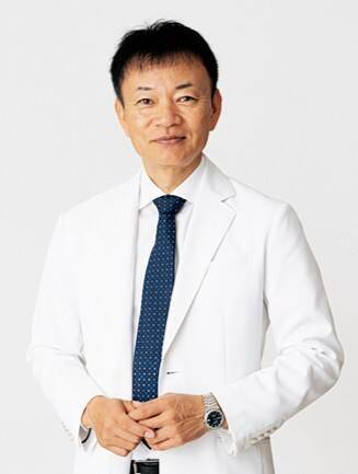 「痛すぎるのに気持ちいい」無数の突起マット、絆創膏を貼るだけ整体…疲労回復ブームで注目を集める“謎の健康法”の効果とは