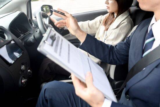 路上教習中に“あおり運転”に遭遇、運転手が警察に捕まるまで。教官にかけられた「忘れられない言葉」