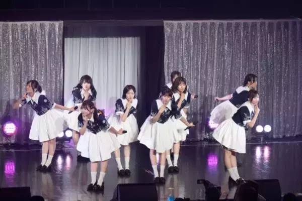 「Rain Tree、涙の“全員曲”初披露――。16人が心をひとつにした夏の夜」の画像