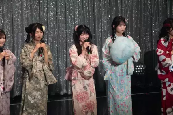 「Rain Tree、涙の“全員曲”初披露――。16人が心をひとつにした夏の夜」の画像