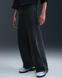 「「ダサい中年男性」しか着ていない“古臭いファッションアイテム”ワースト5」の画像3