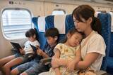 「新幹線の帰省ラッシュは“地獄”。泣き出す子供、指定席なのに「譲っていただけませんか？」に困惑／実は「お子さま連れ車両」が90本走っている」の画像6