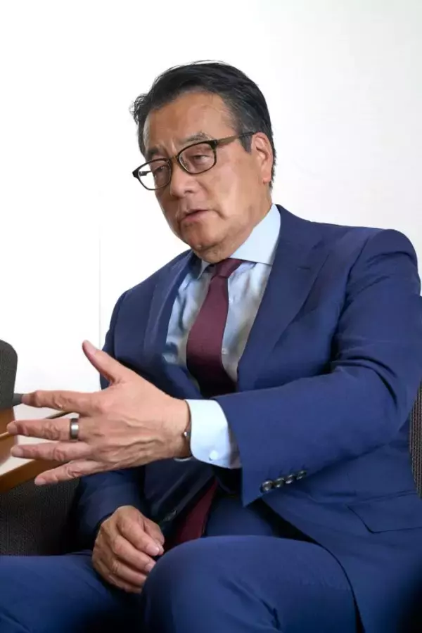 「秘書を減らし、グリーン車もやめた」中道重鎮・岡田克也の“落選後”の現実。政治資金4500万円が消えて…
