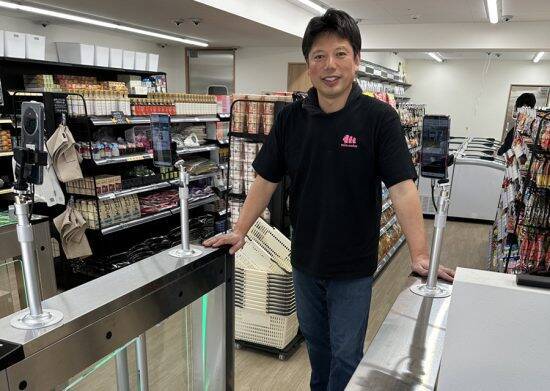 「水55円、おにぎり98円」年商54億円、令和の虎1位の社長が仕掛ける“嫌味”から生まれたコンビニ革命