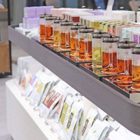25歳で2000万円の借金…すべてを失った男が人気のルイボスティ専門店を全国展開できた理由
