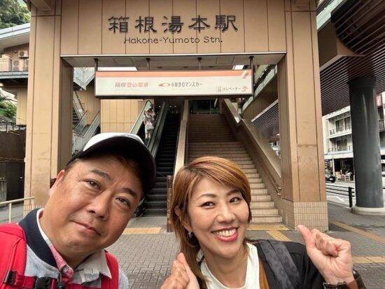 人気絶頂期に相方が逮捕、次の相方は急逝。“デスノート”と呼ばれた芸人が、それでもポジティブに生きられるワケ