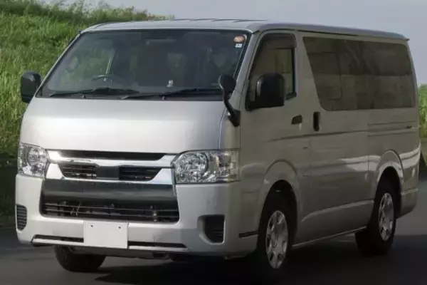 「あおり運転してきたハイエースはまさかの“社用車”。ドライブレコーダーの映像を警察に提出した結果は…――大反響セレクション」の画像