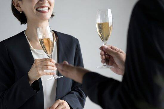 恋人を“見た目だけ”で選ぶと危険…モデル級の9歳下女性を選んだ39歳男性が、わずか1年で離婚を考えたワケ