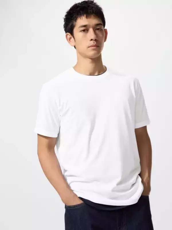 「ユニクロの夏服「590円なのに圧倒的な機能性」「数万円のモノに匹敵」絶対に買い逃してはいけない“マストバイ”15選」の画像