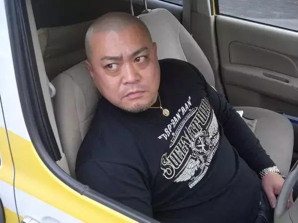 「「なんやワレ！」軽自動車に横並びで怒鳴り散らしてきた“あおり運転”の若者が一瞬で青ざめたワケ／「軽＝女性」というイメージは本当か調べてみた」の画像