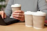 「“コーヒー断ち”のX投稿が大きな反響。「適量」を守らず、コーヒーを“飲みすぎる人”がハマる落とし穴とは」の画像1