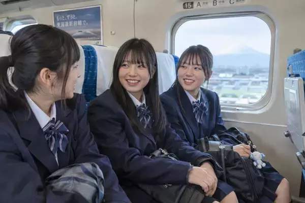 新幹線でマナー違反の男性に“修学旅行生が放った一言”…空気が一変、車内が笑顔に包まれたワケ／迷惑行為ランキングの1位は何なのか調べてみた