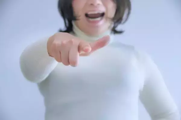 「「白い服に天つゆをこぼされた」“飲食店で走り回る子ども”を注意したら…母親の“逆ギレ一言”にア然――大反響セレクション」の画像