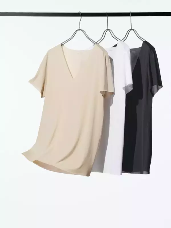 「ユニクロ感謝祭「夏Tの最高峰が1290円」「数万円クラスのニットポロが1990円」“今すぐ買っておくべき”5アイテムとは」の画像