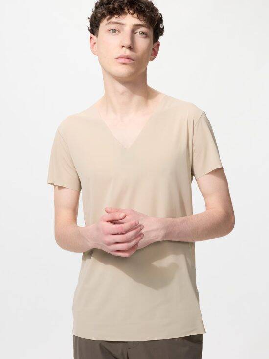 ユニクロ感謝祭「夏Tの最高峰が1290円」「数万円クラスのニットポロが1990円」“今すぐ買っておくべき”5アイテムとは