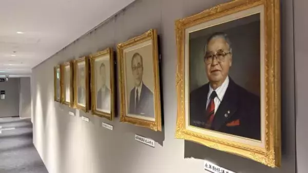 地方議員の“公金ムダ支出”の実態。一人300万円超の豪華海外視察、公用車は2000万円のセンチュリー…