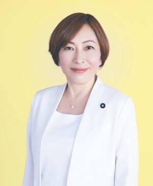 地方議員の“公金ムダ支出”の実態。一人300万円超の豪華海外視察、公用車は2000万円のセンチュリー…
