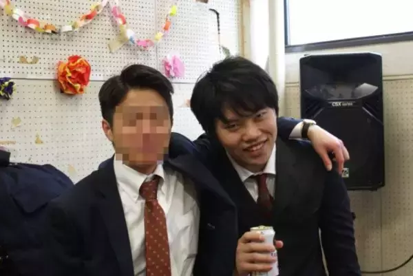 「大盛りの牛丼」を「ウォッカ」で流し込む…激務で学生時代から“30キロ増えた”20代男性が、最悪のルーティンから抜け出せなかったワケ