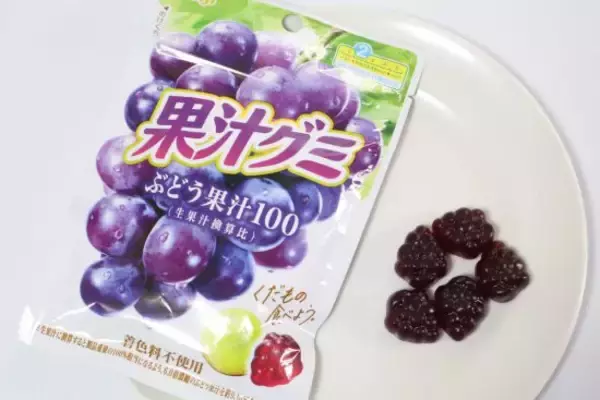 「なぜお菓子売り場のグミは「ぶどう味」ばかりなのか。メーカー2社に聞いたら、意外と深くて驚いた」の画像