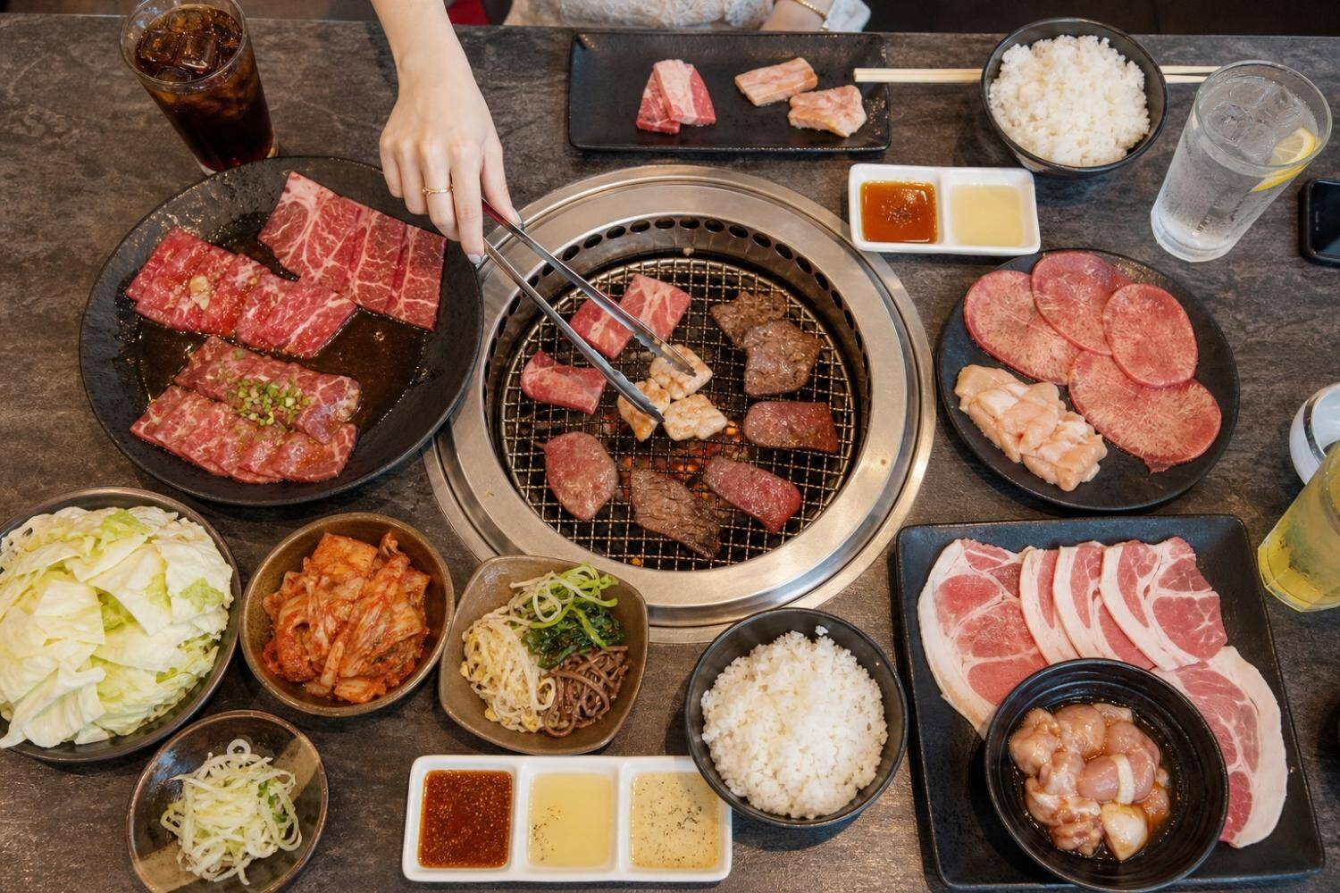 “激安焼肉食べ放題店”の元店員が暴露。「客に“得させないようにする”3つのワナ」／日本人は1年で何キロの肉を食べるのか調べてみた