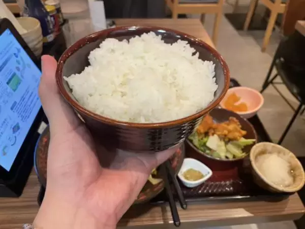 「大戸屋に入るのは「バカ」だと思っていた32歳記者が“豹変”…定食のバランスが「ちょうどいい」「浄化される」と感じるようになるまで」の画像