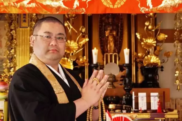 「ゴミ清掃員「家庭ゴミにぬいぐるみが増えている」“ぬい活ブーム”の功罪を考える。人形供養するお寺に「無断で放置する」ケースも」の画像