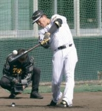 【阪神】ドラ１立石正広、屋外ロングティー打撃で19発　藤川球児監督「順調に次のステップに」