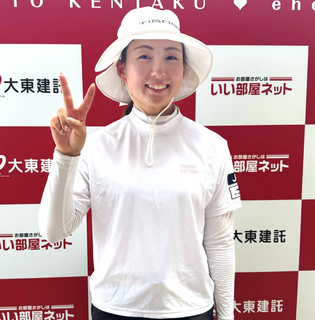 【女子ゴルフ】今季２人目のルーキーＶへ　中沢瑠来「開き直っている」　連日の６７で好位置で決勝