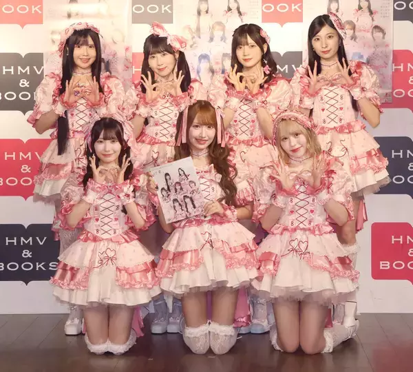 ＳＫＥ４８・８期生、母からのメッセージを活動の励みに「親孝行できるように頑張ろうと思いました」７人の写真集を発売
