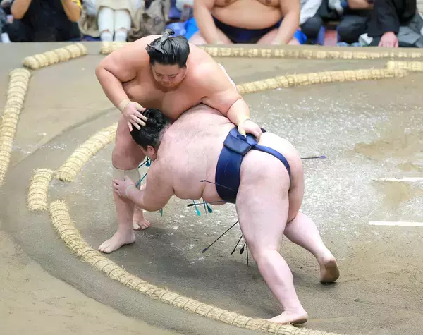 大関・琴桜、ただ一人勝ちっぱなしの４連勝　懐の深さを生かした白星にも「ほめられたものではない。納得はしていない」