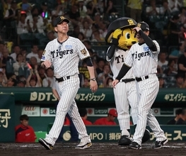 【阪神】藤川球児監督「ＪＵＳＴ　ＰＬＡＹだとね」球団育成選手初の２ケタセーブ達成の工藤泰成の評価問われ